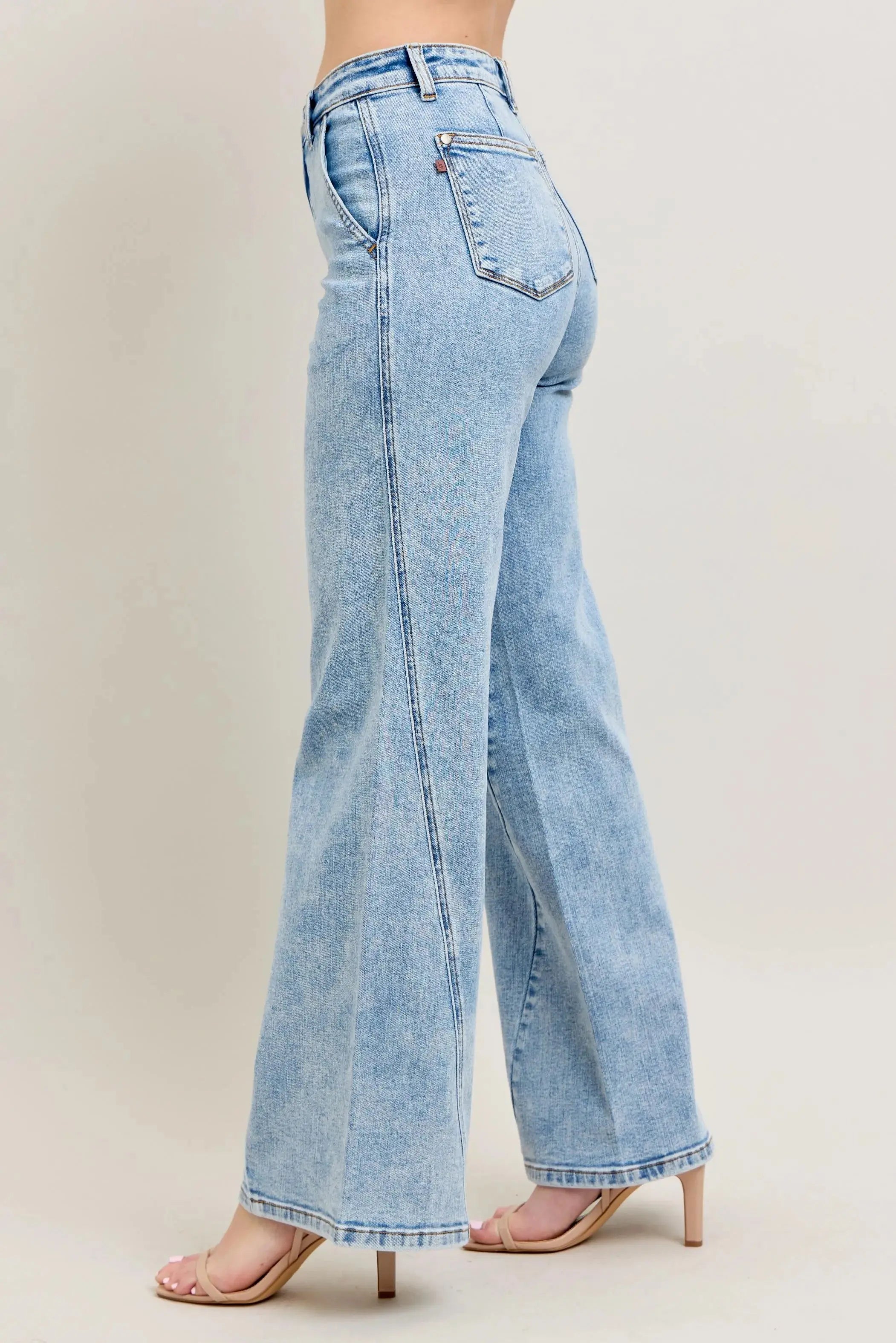High Waist Skewed Inseam Wide Leg Judy Blue Jeans – Full & Plus Size