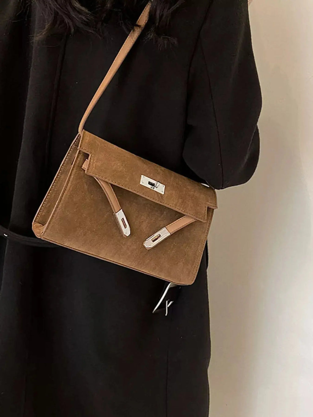 Solid Color Buckle Shoulder Bag